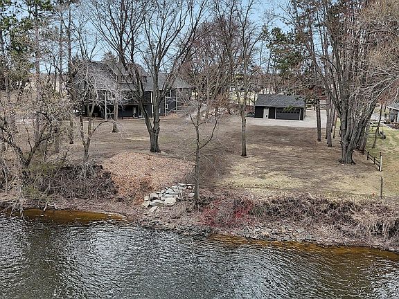 4th image of 10267 Ferry Point Pl NW