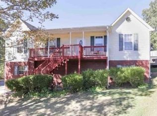 200 Silverleaf Dr, Trussville, AL 35173