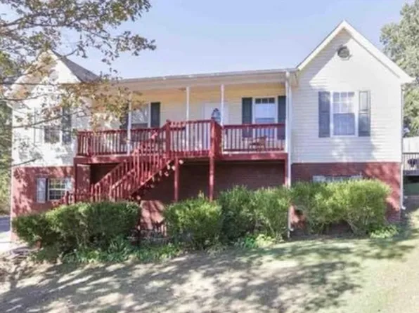 200 Silverleaf Dr, Trussville, AL 35173