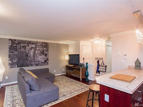 3rd image of 1814 S 286th Ln APT P101