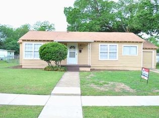 3129 Hedrick St, Fort Worth, TX 76111