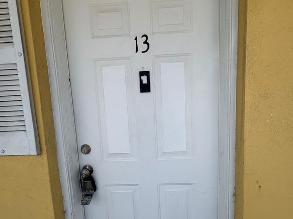 1505 Crescent Cir APT A13