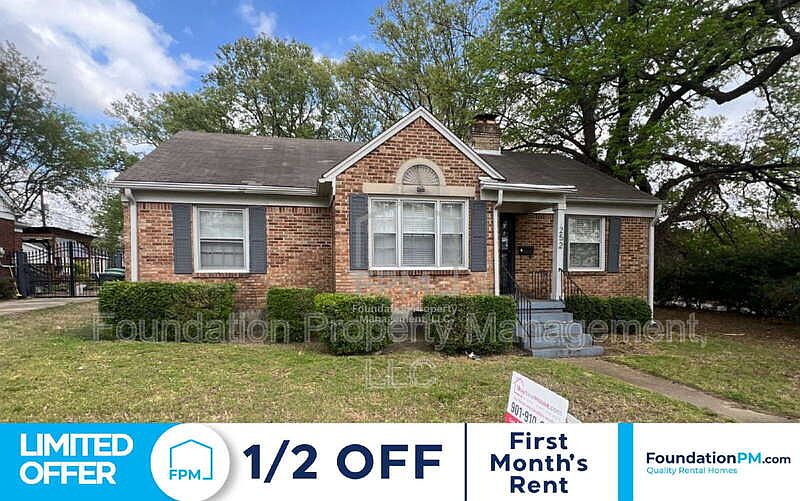 1st image of 252 E Edwin Cir