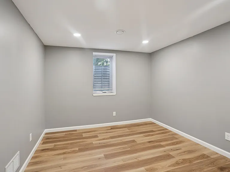 3705 Colorado Ave S — Photo 30