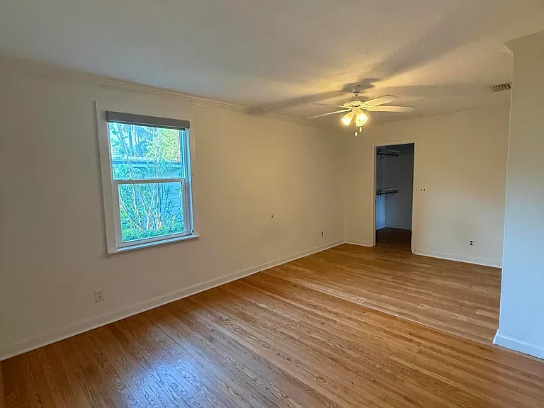 1096 E Coast Dr — Photo 8