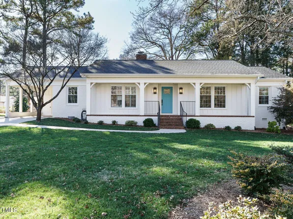 216 Briarcliff Ln, Cary, NC 27511