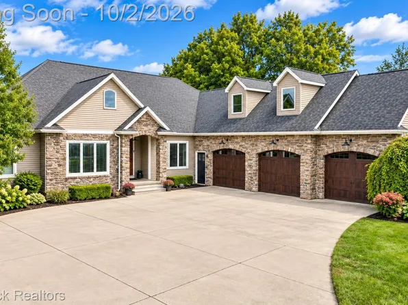 3937 Helens Gate St, Metamora, MI 48455