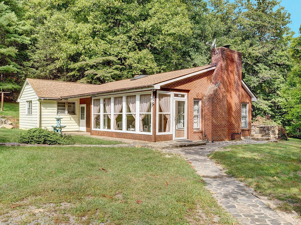 1st image of 204 Boone Rd