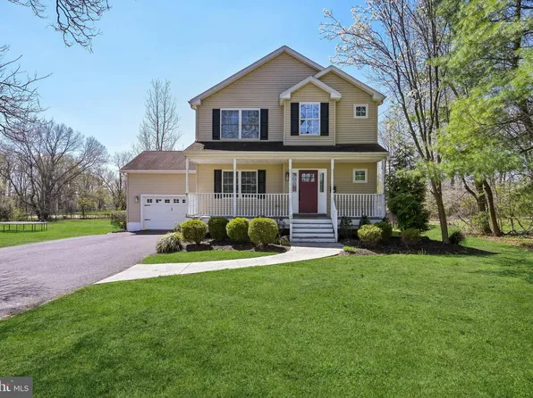 296 S Church St, Moorestown, NJ 08057