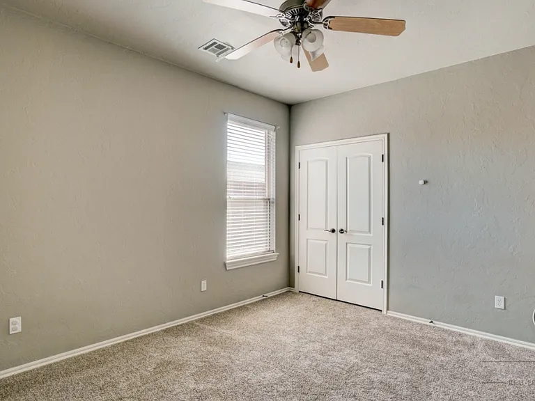 4601 NW 162nd Ct — Photo 24