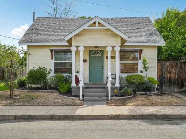 3425 50th St, Sacramento, CA 95820