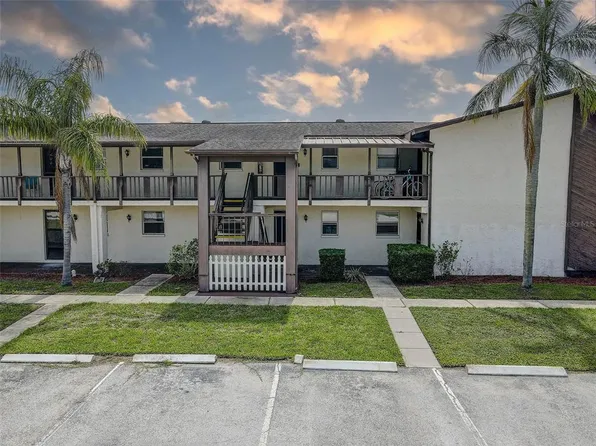 8440 OLD POST ROAD #104, PORT RICHEY, FL 34668