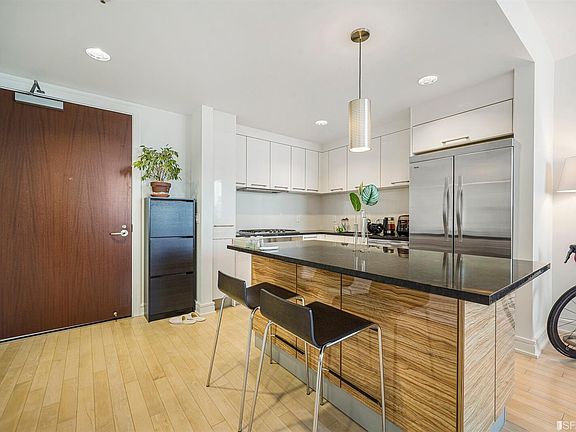 5th image of 631 Folsom St #4E
