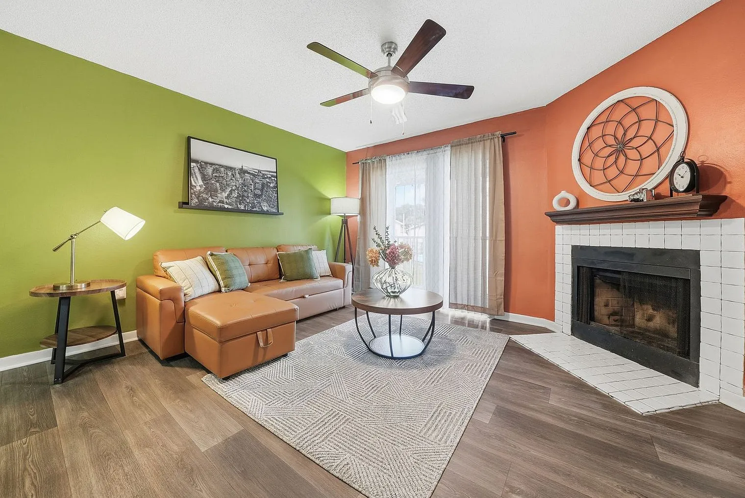 2 bed, 2.0 bath, 1097 sqft, $3,548 — Photo 1