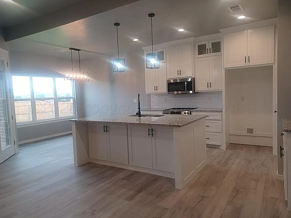 5th image of 7615 Arlo Dr