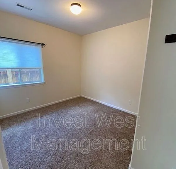 1801 NE 16th Way — Photo 13