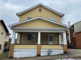 23 Oak St, Manor, PA 15665
