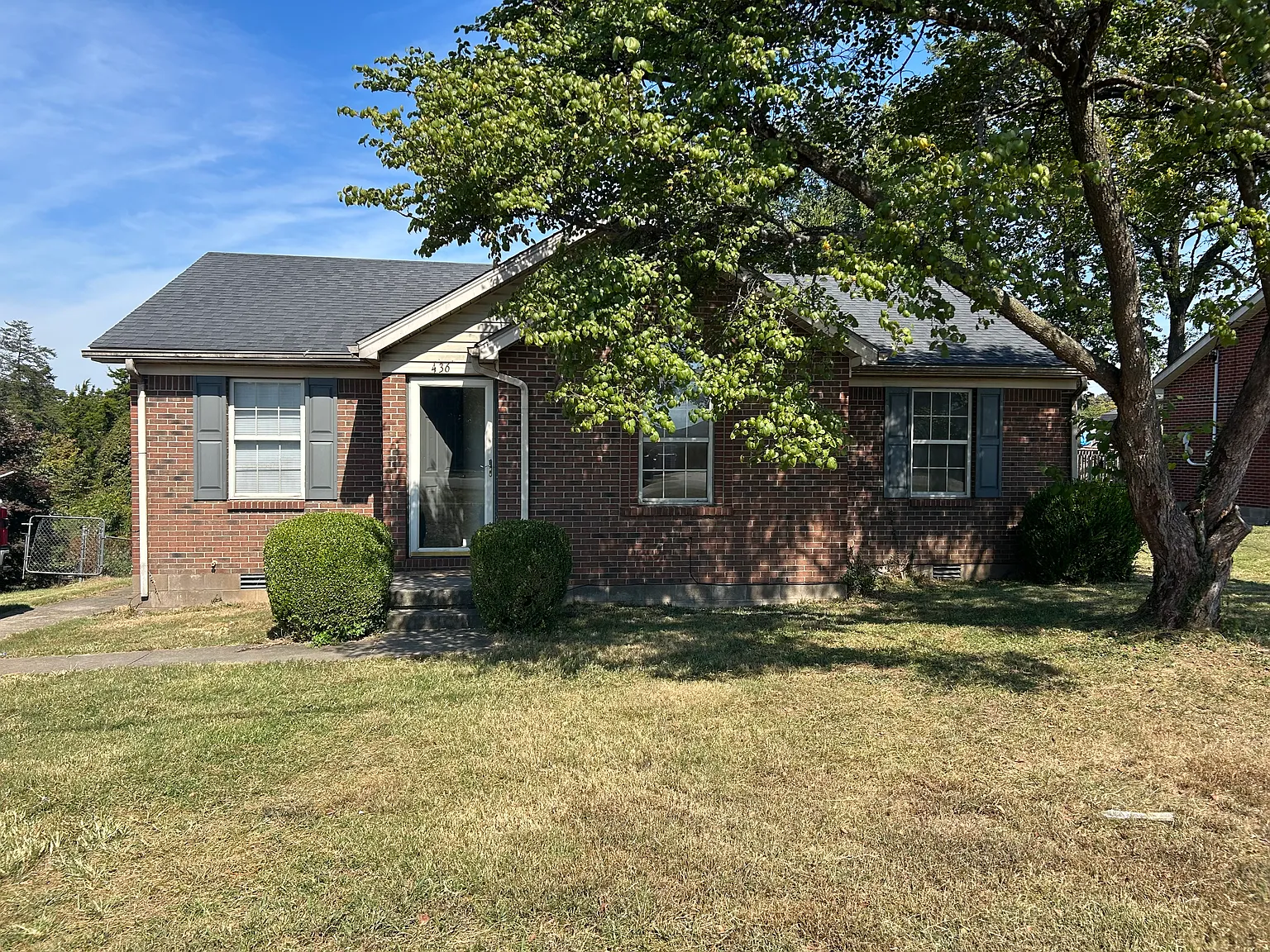 3 bed, 1241 sqft, $1,300 — Photo 1
