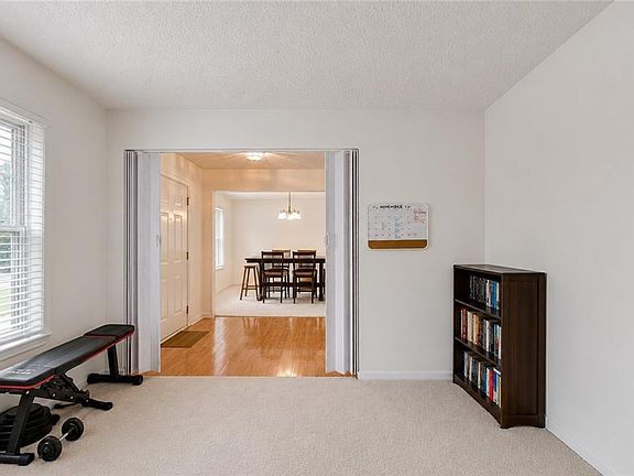 4th image of 3012 River Garden Rd