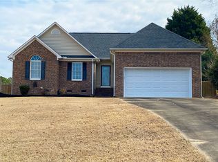 234 Lightwood Farm Rd, Woodruff, SC 29388