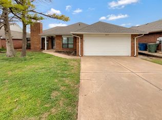 2017 Silvertree Ln, Edmond, OK 73013