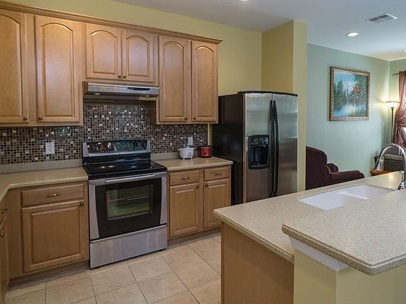 4th image of 573 Lake Eagle Ln