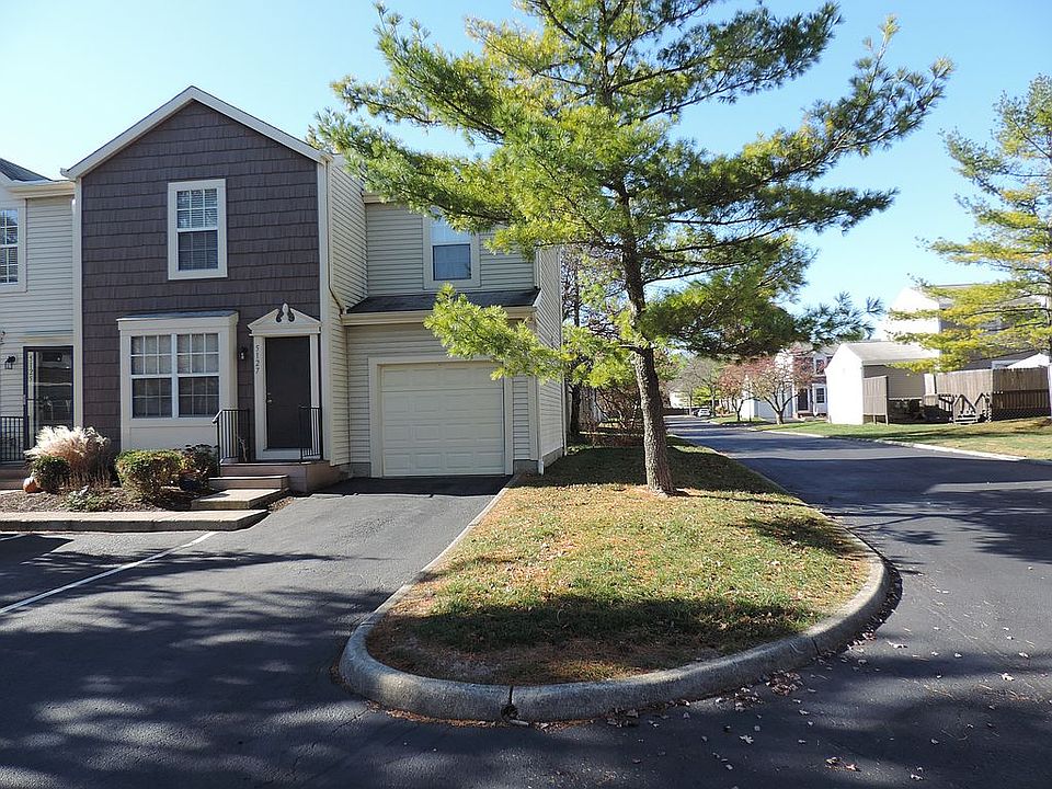 1st image of 5127 Singleton Dr