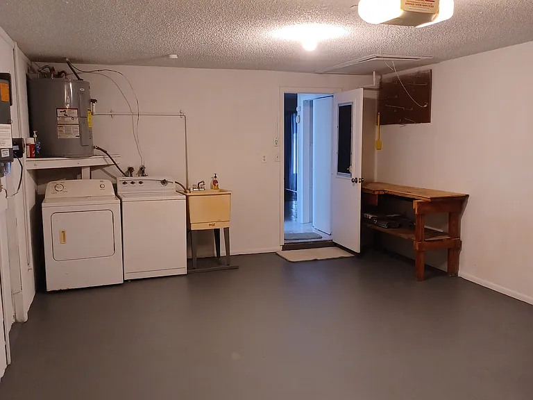 6437 Limerick Ave — Photo 22