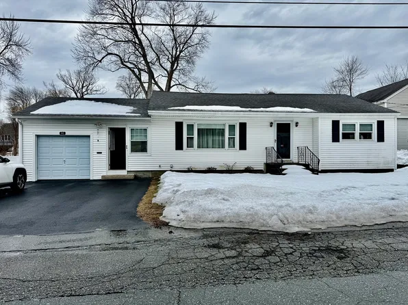 82 Magnolia St, Lowell, MA 01854