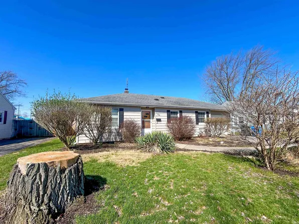 129 Hilltop Dr, Columbia City, IN 46725