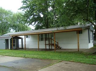 1216 Borah St, Olney, IL