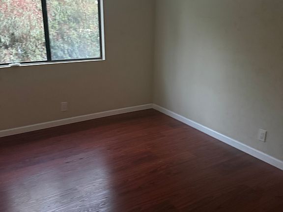 3rd image of 25422 Cadillac Dr