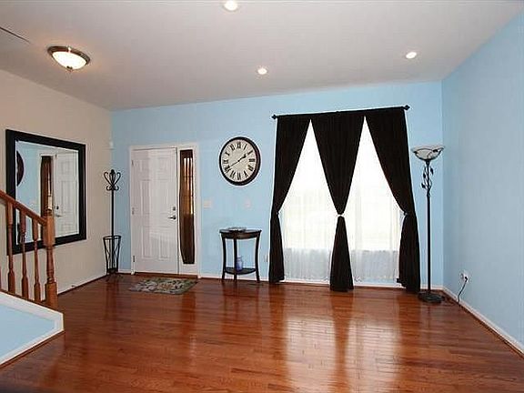 2nd image of 8424 Sea Mist Ct