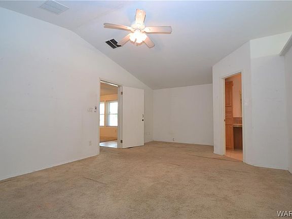 5th image of 4335 S Heather Ave