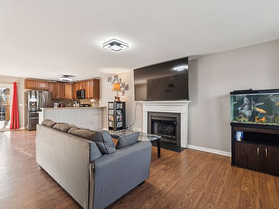 3rd image of 103 Henson Ct