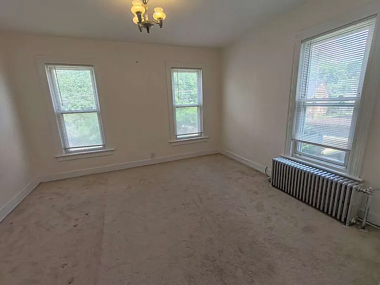 19 Clarke St #2 — Photo 7