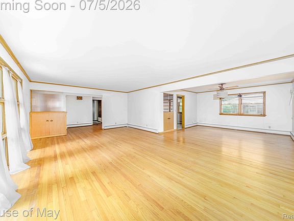 5th image of 12054 Belleville Rd