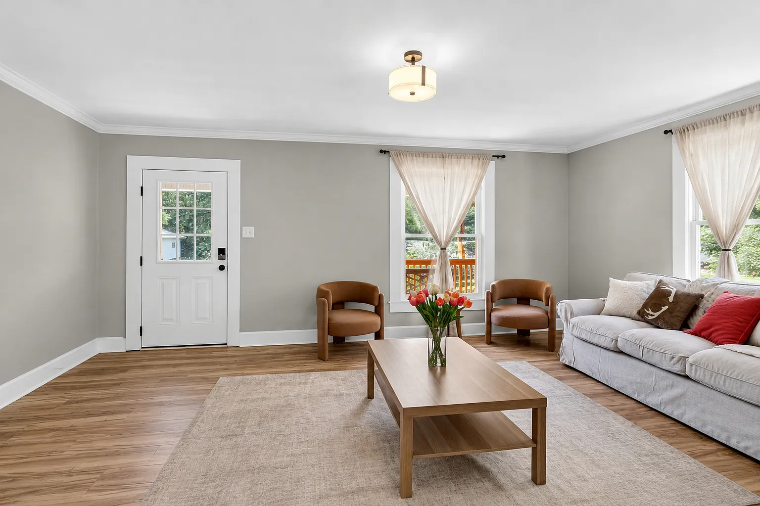 3 bed, 1901 sqft, $6,000 — Photo 4