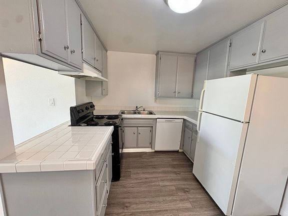 5th image of 10770 Lawler St APT 204