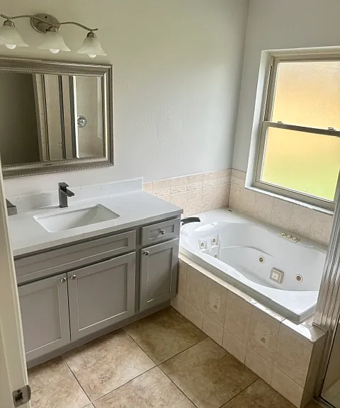 3329 Cypress Point Cir — Photo 12