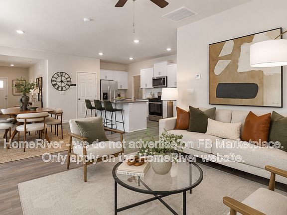 4th image of 651 13th Avenue Dr NE