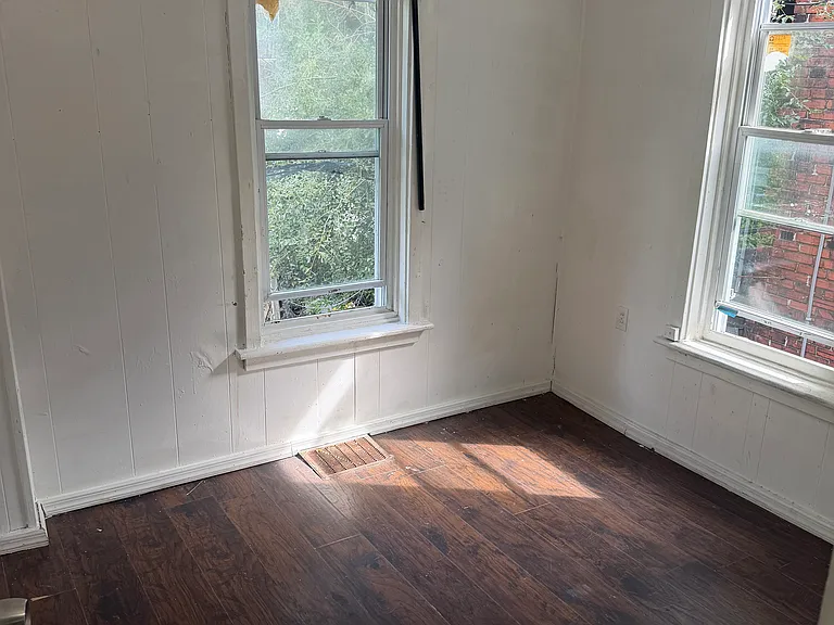 1520 Naudain St — Photo 10