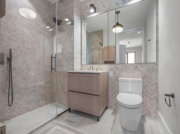 262 9th Street image 17 of 36