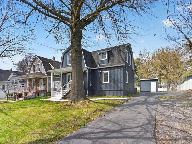 62 Poplar St — Photo 3
