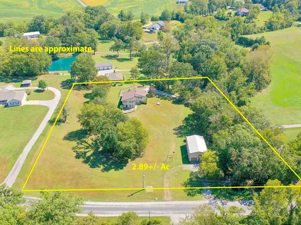 3123 Steppig Rd, Columbia, IL 62236