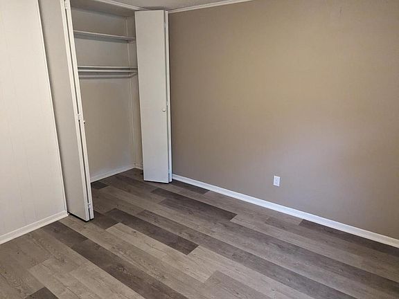 4th image of 403 S California St