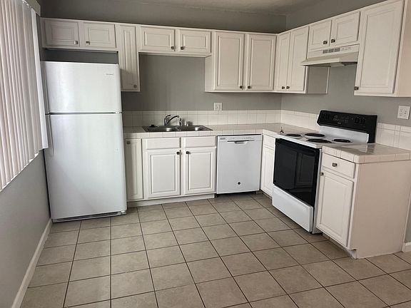 4th image of 7734 Brentwood Dr #15