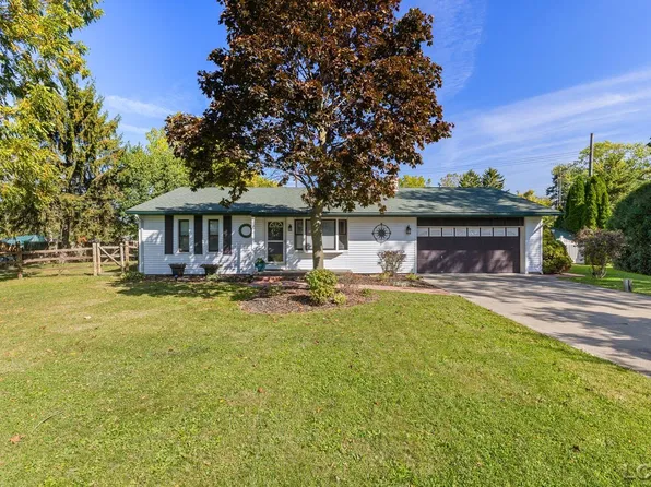 4318 Wing St, Newport, MI 48166