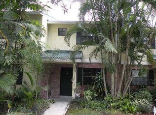 504 Westree Ln, Plantation, FL 33324