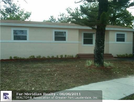 1st image of 2411 NW 30th Way